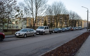 Nowe miejsca postojowe na osiedlu gen. Ziętka (7)